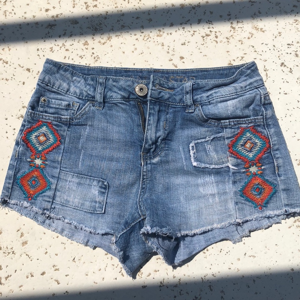denim shorts, size 3, w/ aztec detailing